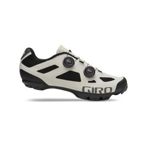 GIRO Cyklistické tretry - SECTOR - bílá/černá 44